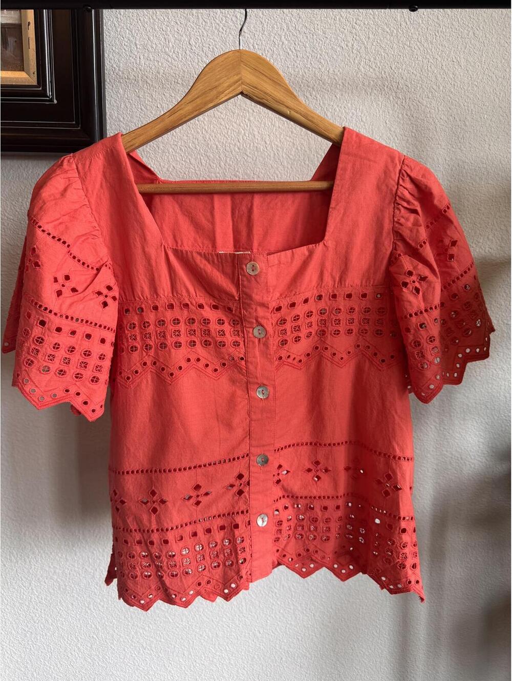 Artelier Nicole Miller Coral Cotton Eyelet Bell Sleeve Blouse XS NWT